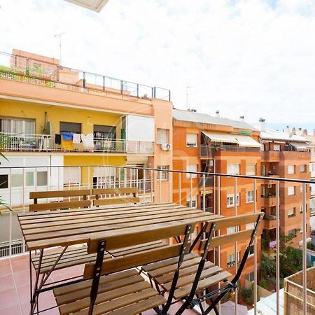 Comodo Apartamento Para 5 Barcelona Eksteriør billede