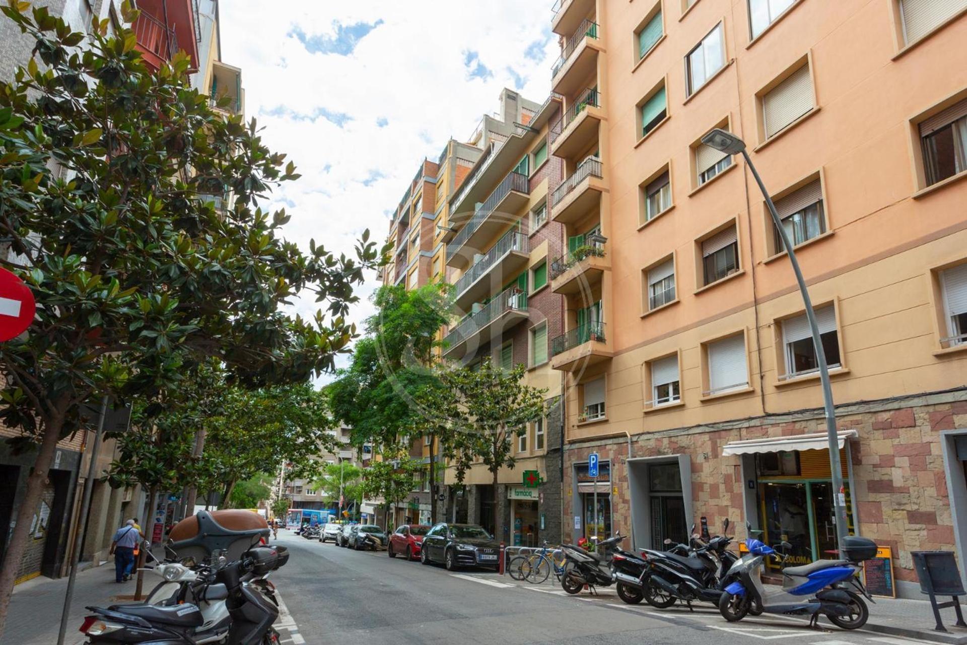 Comodo Apartamento Para 5 Barcelona Eksteriør billede